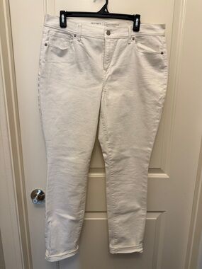 Old Navy White Ankle Curvy Jeans